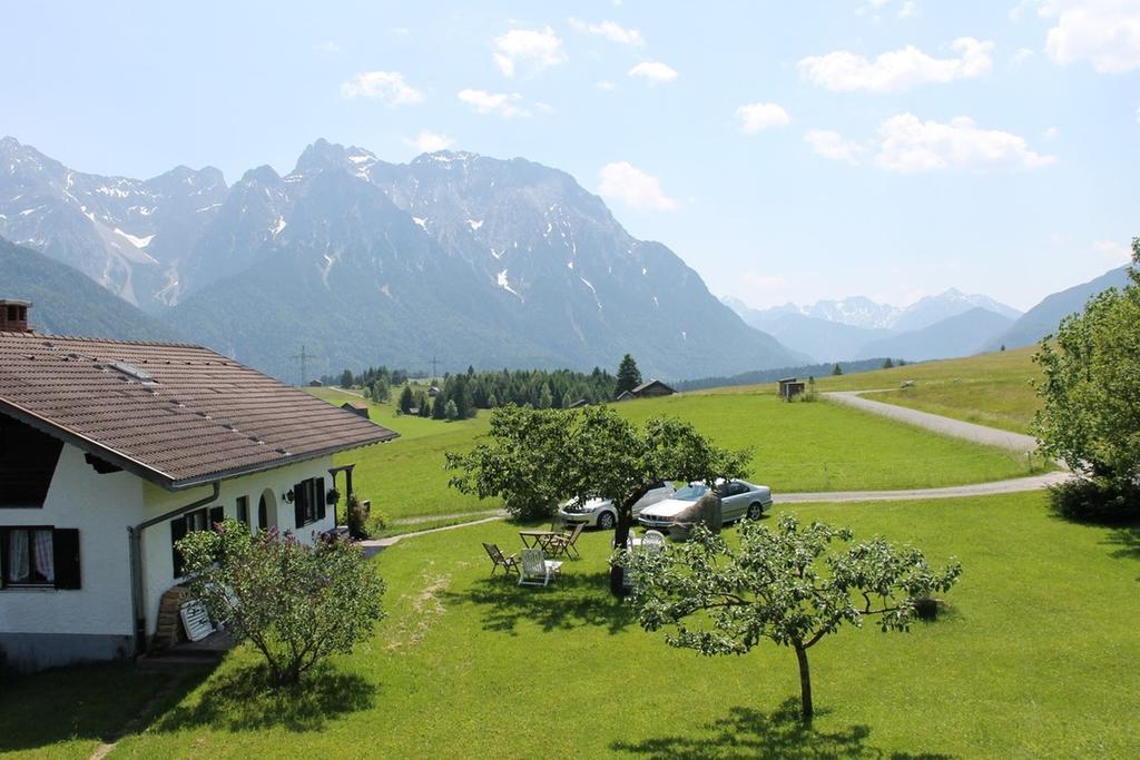 Zum Bergbauer Apartment Mittenwald Exterior photo